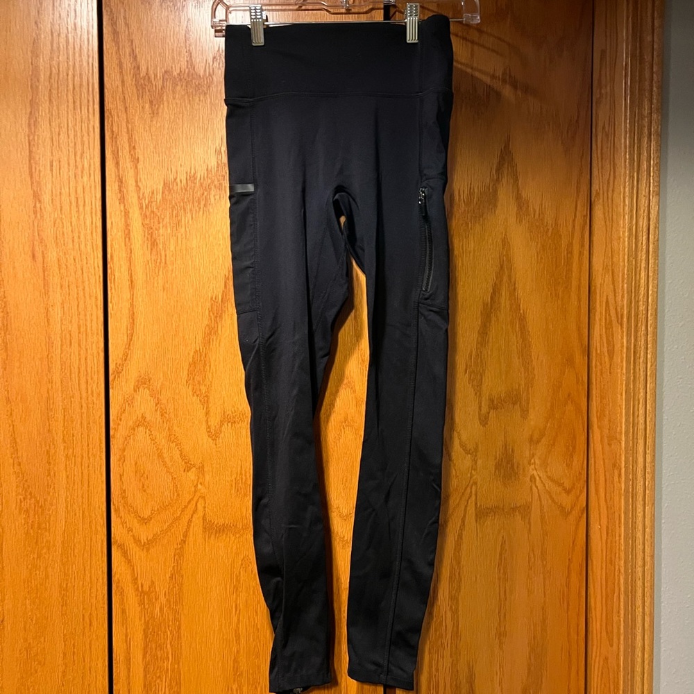 Fabletics Motion365 black leggings, size: small